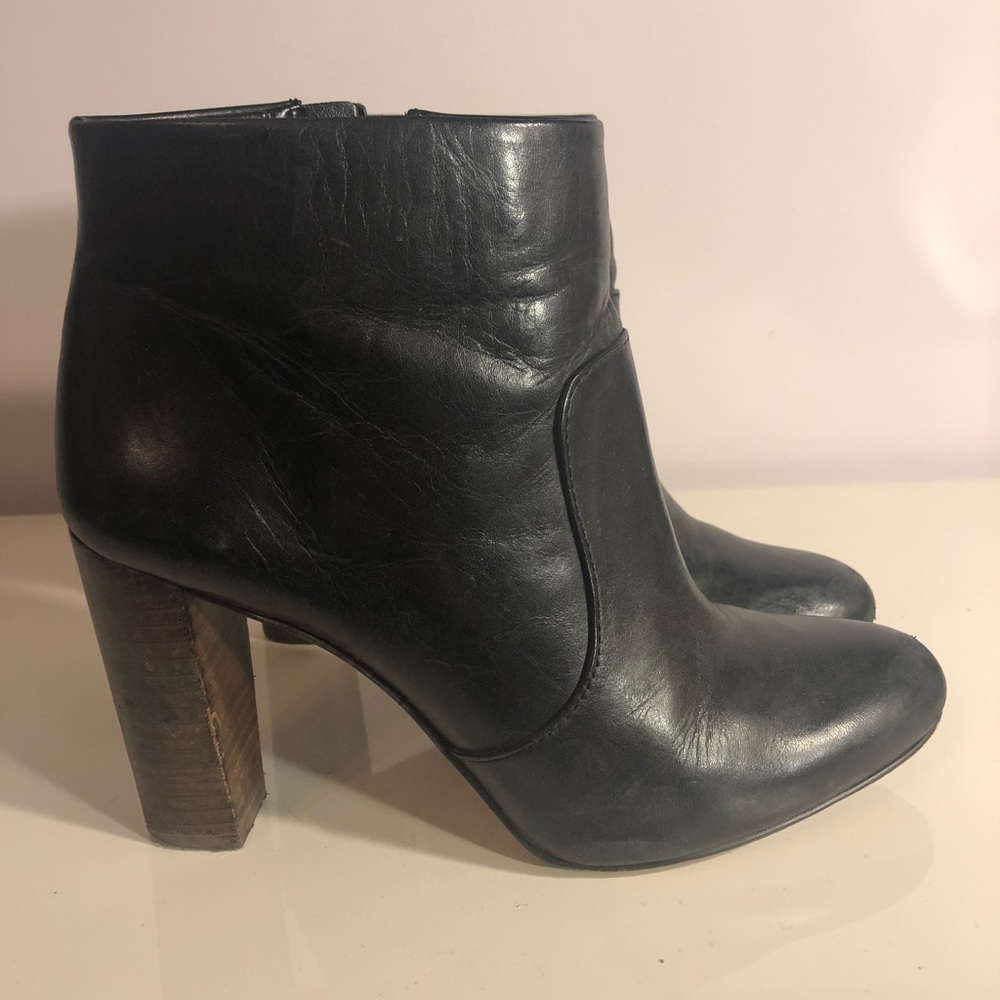Black heeled booties